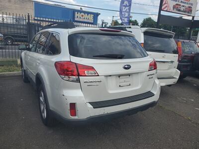 2013 Subaru Outback 2.5i Premium   - Photo 4 - Newark, NJ 07107