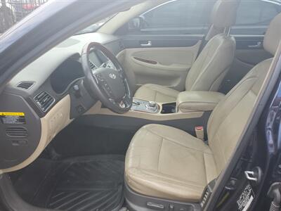 2012 Hyundai Genesis 4.6L V8   - Photo 6 - Newark, NJ 07107