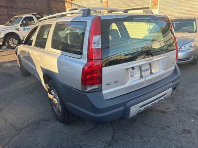 2006 Volvo XC70   - Photo 3 - Newark, NJ 07107