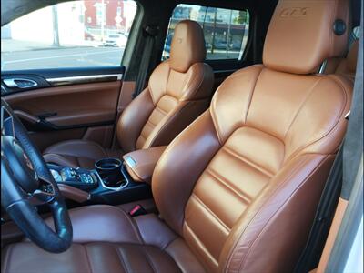 2016 Porsche Cayenne GTS   - Photo 14 - Newark, NJ 07107