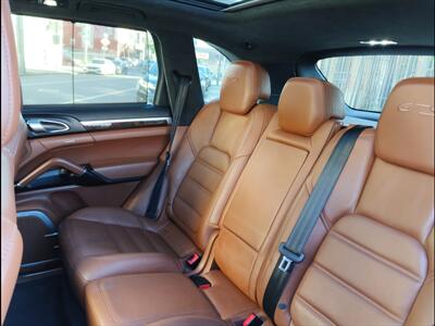 2016 Porsche Cayenne GTS   - Photo 13 - Newark, NJ 07107