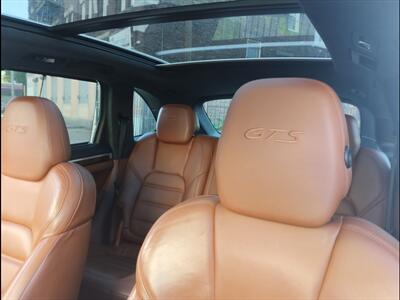 2016 Porsche Cayenne GTS   - Photo 25 - Newark, NJ 07107
