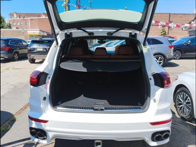 2016 Porsche Cayenne GTS   - Photo 9 - Newark, NJ 07107