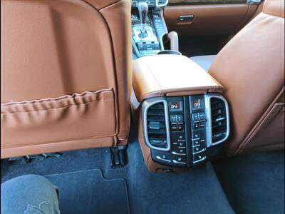 2016 Porsche Cayenne GTS   - Photo 15 - Newark, NJ 07107