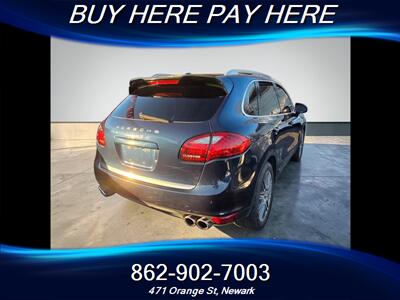 2012 Porsche Cayenne S   - Photo 5 - Newark, NJ 07107