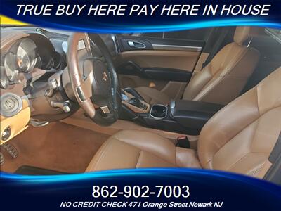 2012 Porsche Cayenne S   - Photo 5 - Newark, NJ 07107