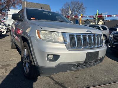 2011 Jeep Grand Cherokee Laredo   - Photo 4 - Newark, NJ 07107