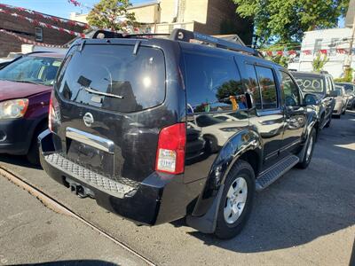 2006 Nissan Pathfinder S S 4dr SUV   - Photo 2 - Newark, NJ 07107