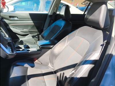 2019 Nissan Altima 2.5 SR   - Photo 9 - Newark, NJ 07107