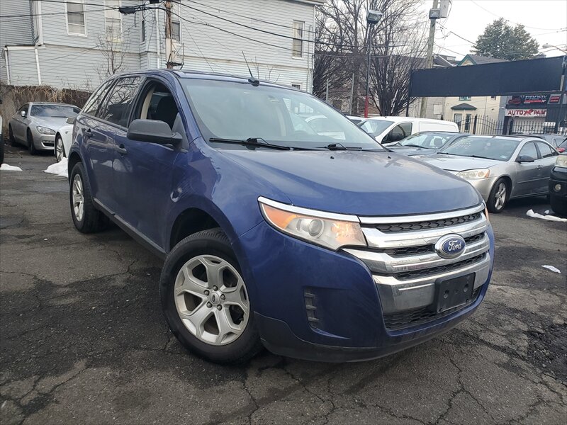 2014 Ford Edge SE  