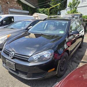2011 Volkswagen Jetta SportWagen S   - Photo 3 - Newark, NJ 07107