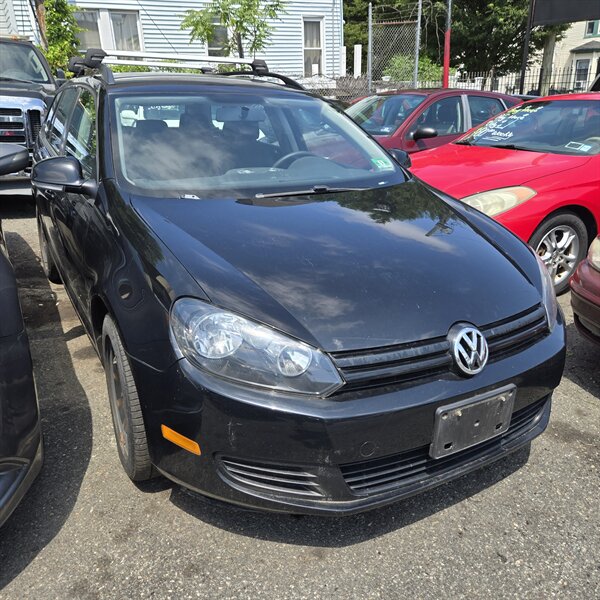 2011 Volkswagen Jetta SportWagen S  