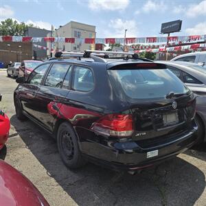 2011 Volkswagen Jetta SportWagen S   - Photo 4 - Newark, NJ 07107