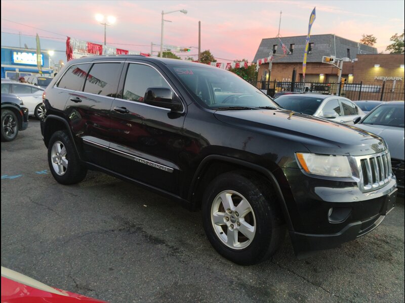 2013 Jeep Grand Cherokee Laredo   - Photo 1 - Newark, NJ 07107