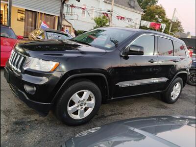 2013 Jeep Grand Cherokee Laredo   - Photo 2 - Newark, NJ 07107