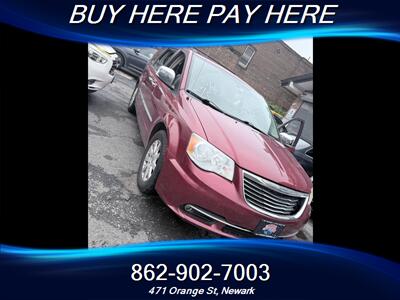 2012 Chrysler Town & Country Touring-L   - Photo 2 - Newark, NJ 07107