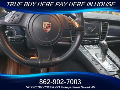 2013 Porsche Panamera   - Photo 8 - Newark, NJ 07107