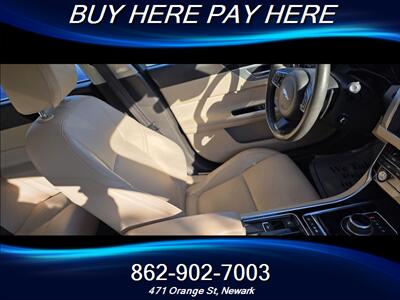 2020 Jaguar XF 25t Premium   - Photo 9 - Newark, NJ 07107