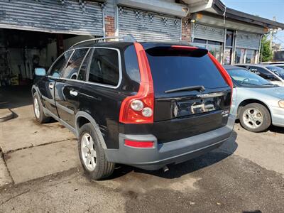 2004 Volvo XC90 T6   - Photo 4 - Newark, NJ 07107