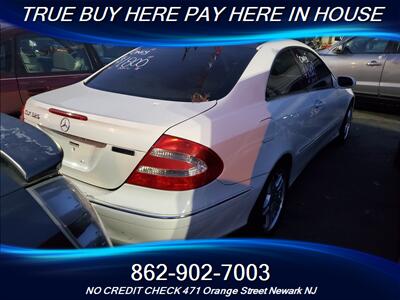 2005 Mercedes-Benz CLK CLK 320   - Photo 2 - Newark, NJ 07107