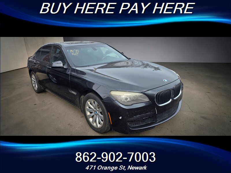 2012 BMW 750i   - Photo 1 - Newark, NJ 07107