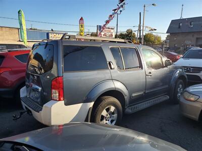 2005 Nissan Pathfinder XE   - Photo 3 - Newark, NJ 07107