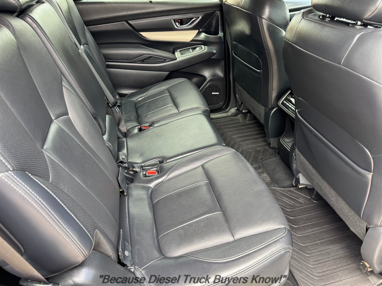 2019 Subaru Ascent Limited 8-Passenger   - Photo 14 - Portland, OR 97132
