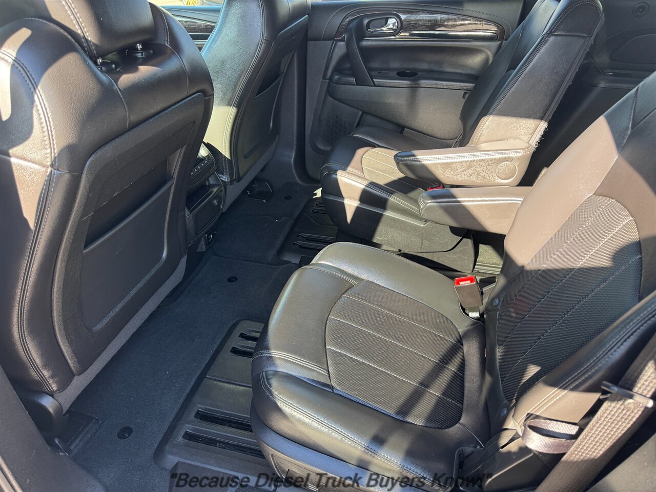 2017 Buick Enclave Premium   - Photo 11 - Portland, OR 97132