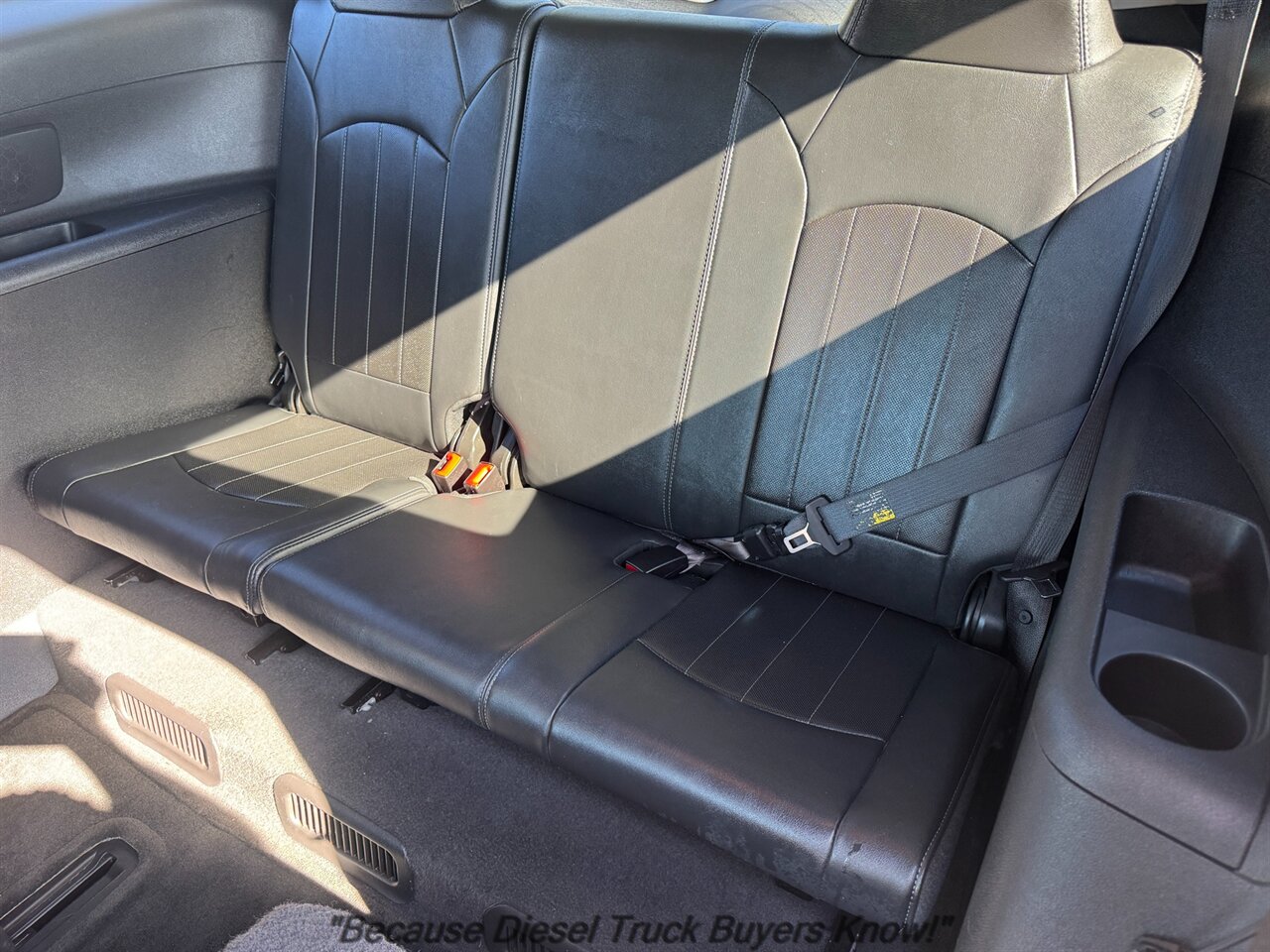 2017 Buick Enclave Premium   - Photo 13 - Portland, OR 97132