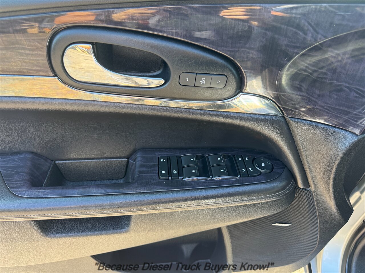 2017 Buick Enclave Premium   - Photo 9 - Portland, OR 97132