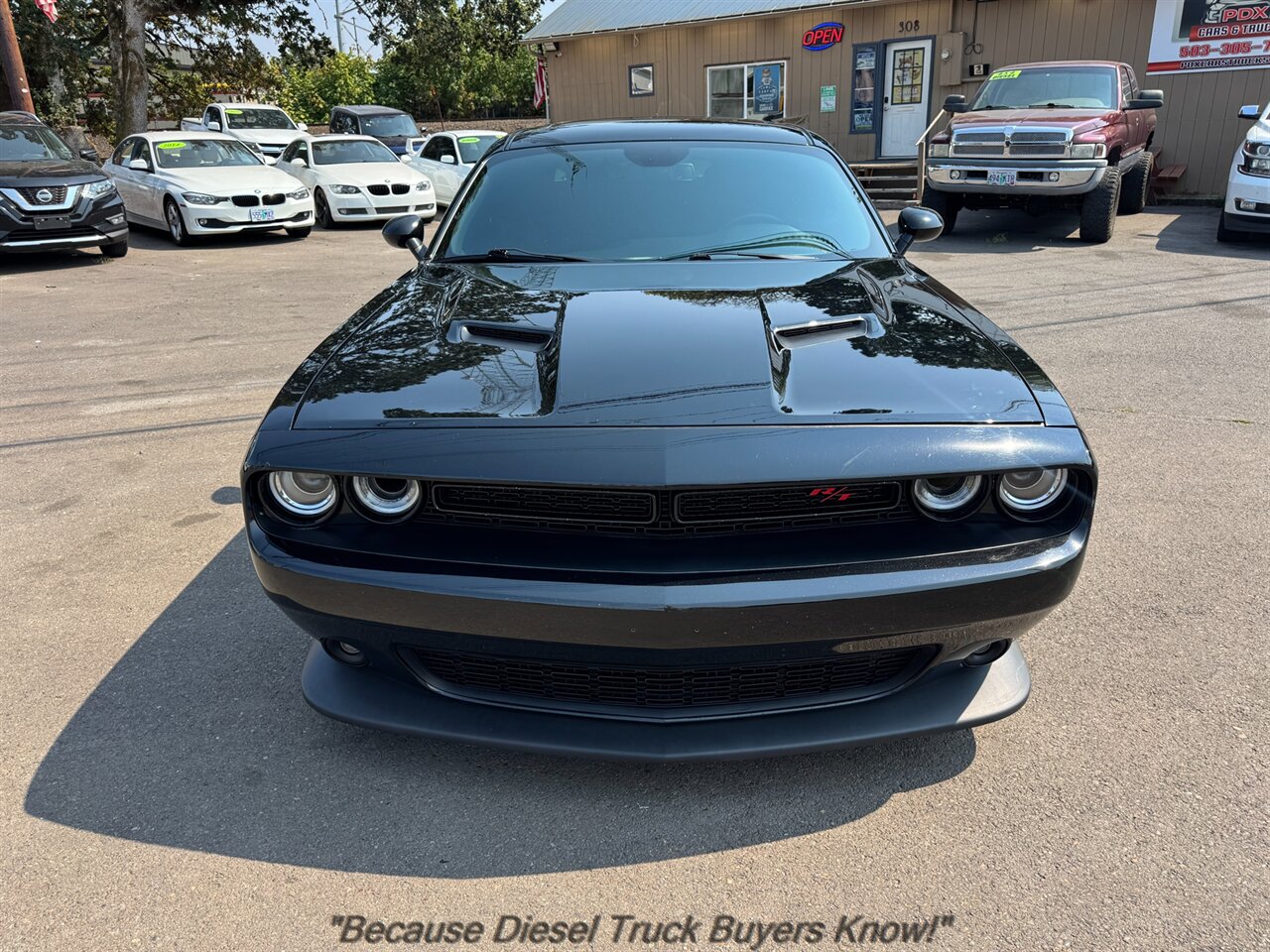 2018 Dodge Challenger R/T Scat Pack   - Photo 2 - Portland, OR 97132