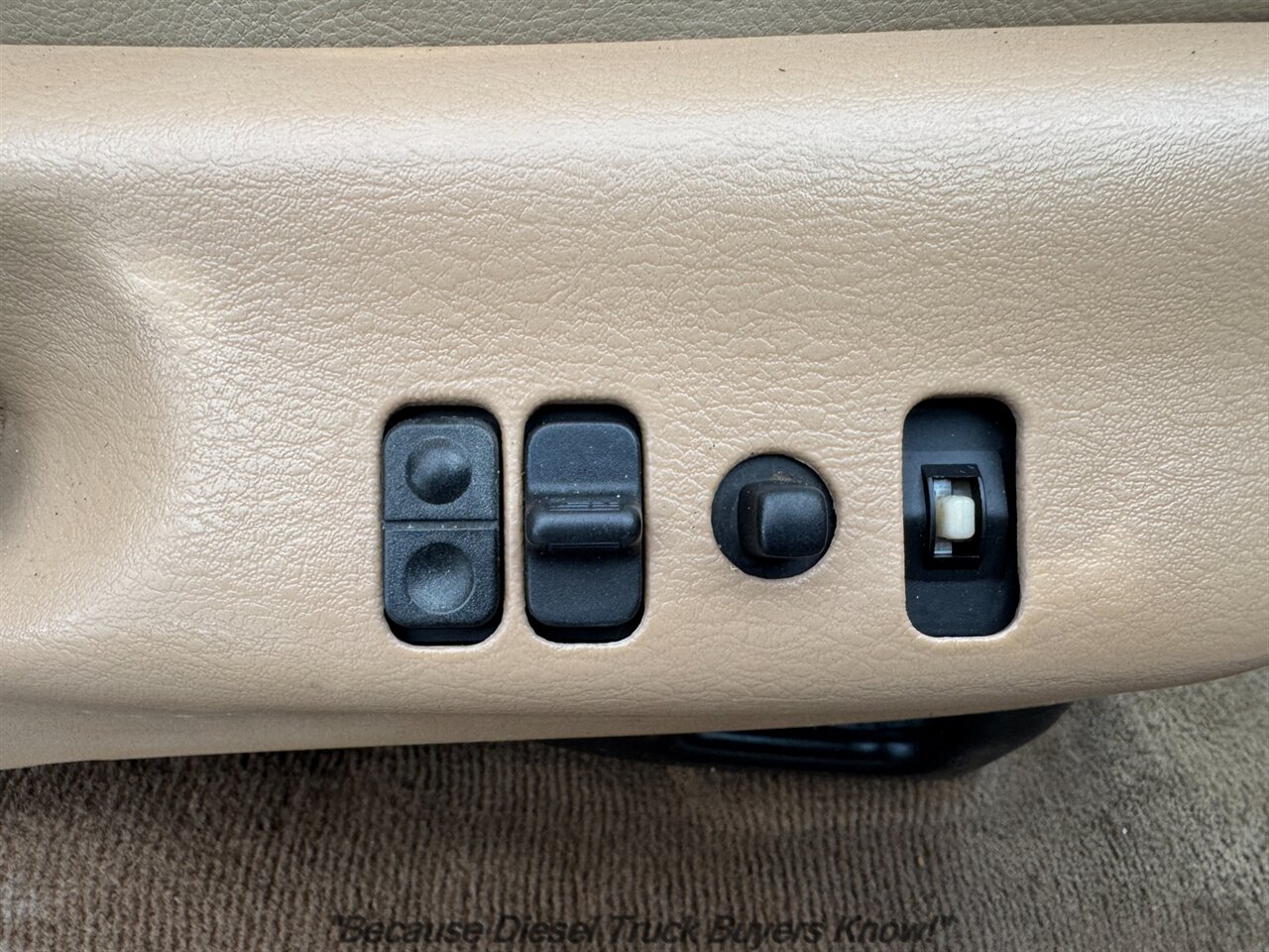 2001 Dodge Ram 2500 SLT Plus   - Photo 14 - Portland, OR 97132