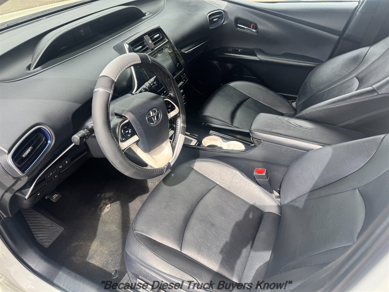2016 Toyota Prius Four Touring   - Photo 8 - Portland, OR 97132