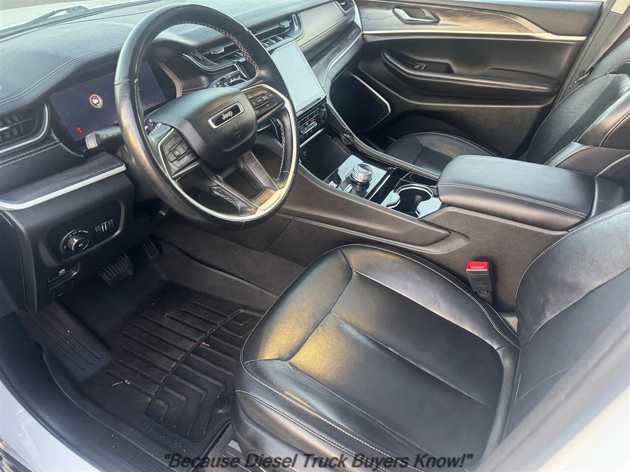 2022 Jeep Grand Cherokee Limited   - Photo 8 - Portland, OR 97132