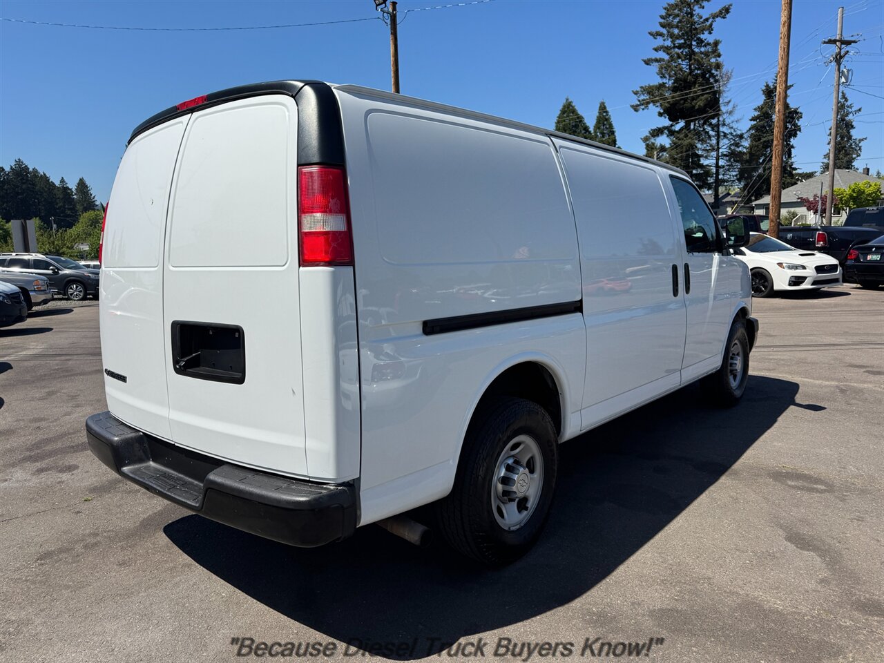 2017 Chevrolet Express 2500   - Photo 7 - Portland, OR 97132
