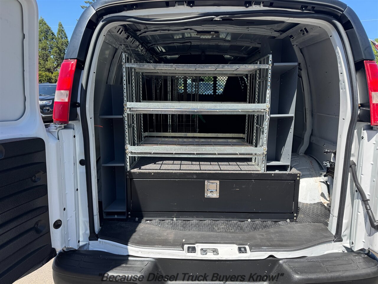 2017 Chevrolet Express 2500   - Photo 11 - Portland, OR 97132