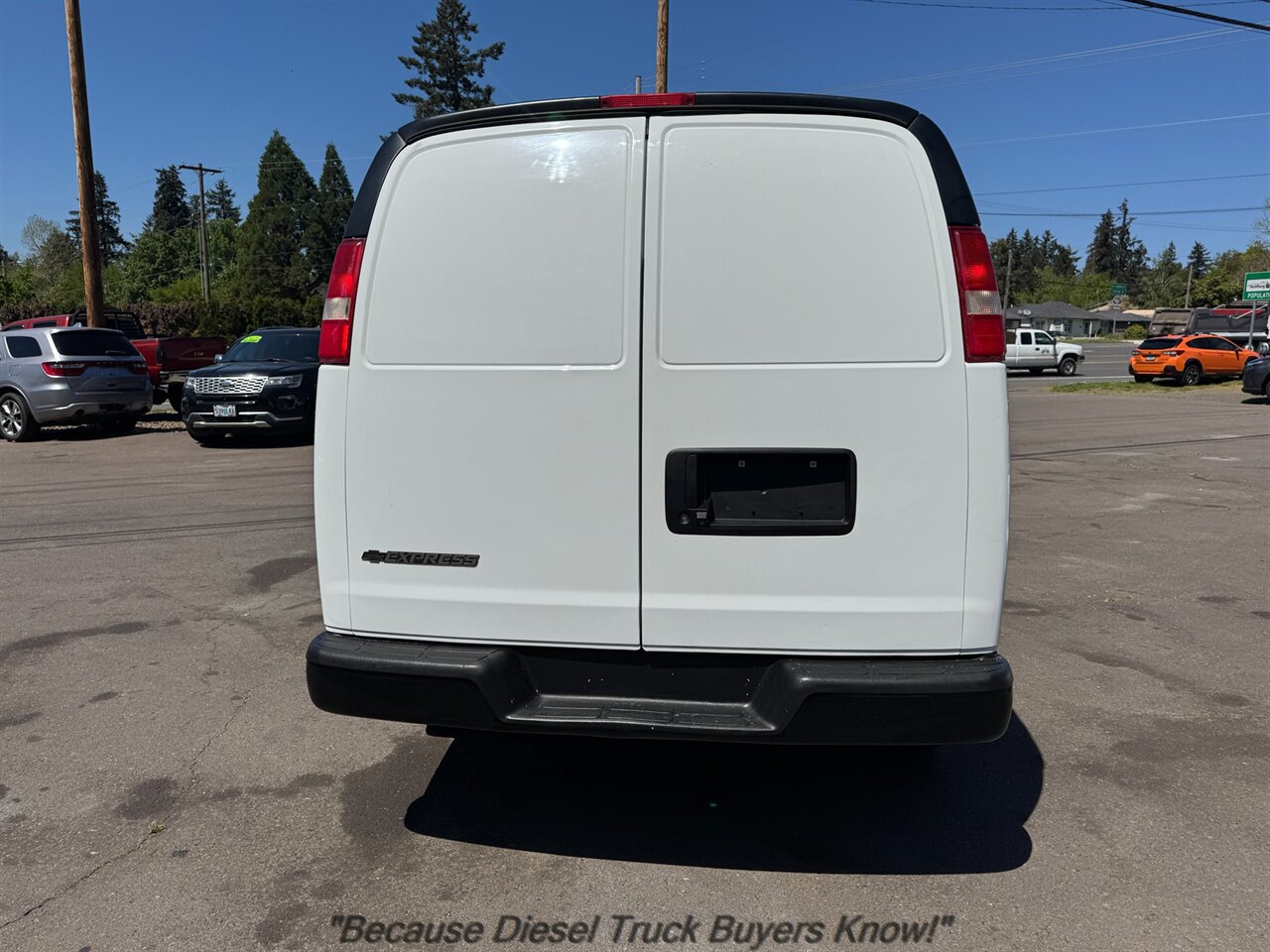 2017 Chevrolet Express 2500   - Photo 6 - Portland, OR 97132