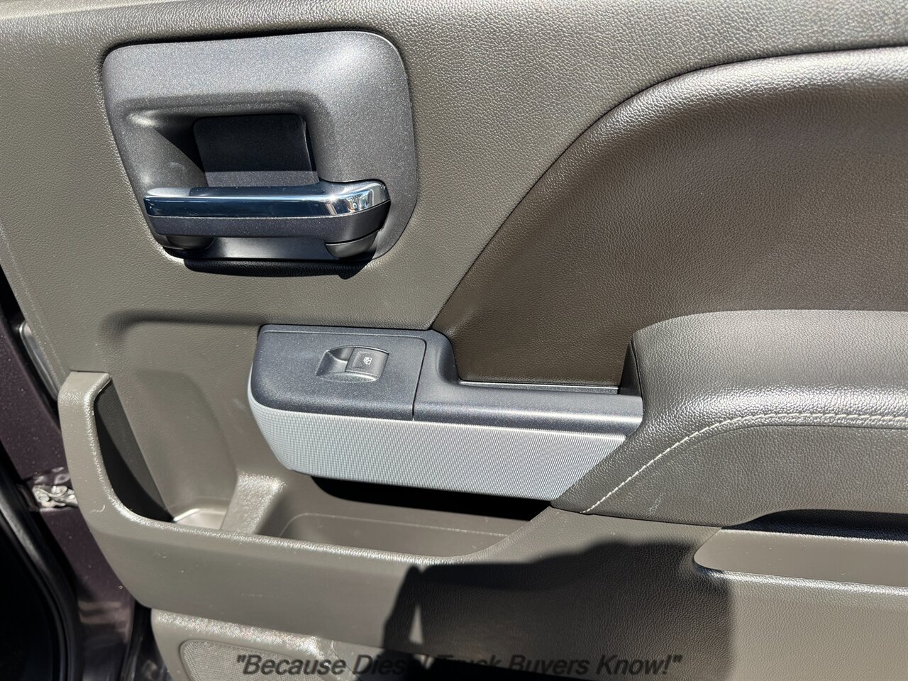 2016 Chevrolet Silverado 1500 LTZ Z71   - Photo 15 - Portland, OR 97132