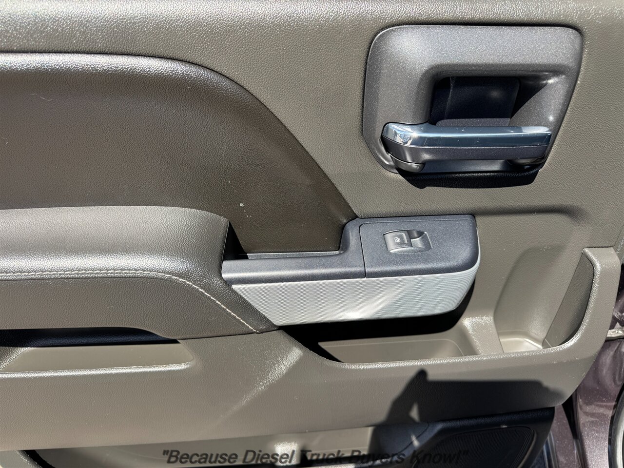 2016 Chevrolet Silverado 1500 LTZ Z71   - Photo 13 - Portland, OR 97132