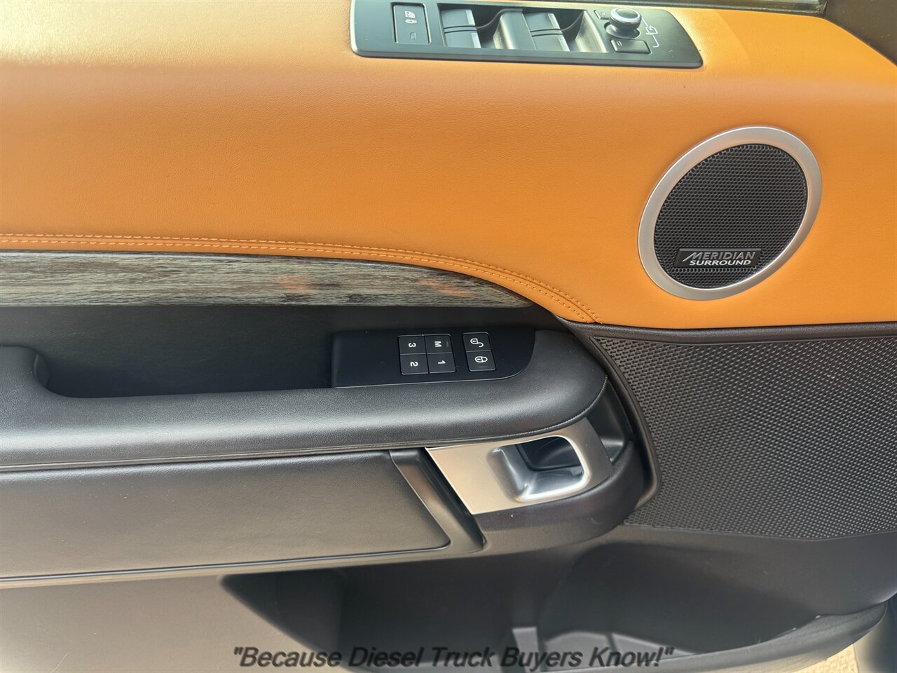 2017 Land Rover Discovery HSE Luxury Td6   - Photo 9 - Portland, OR 97132