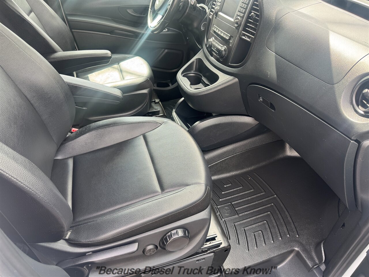 2019 Mercedes-Benz Metris Cargo   - Photo 18 - Portland, OR 97132
