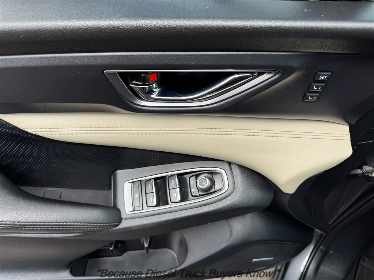 2019 Subaru Ascent Limited 8-Passenger   - Photo 7 - Portland, OR 97132