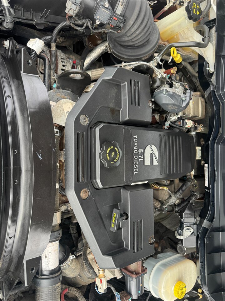 2013 RAM 3500 Laramie   - Photo 30 - Portland, OR 97132
