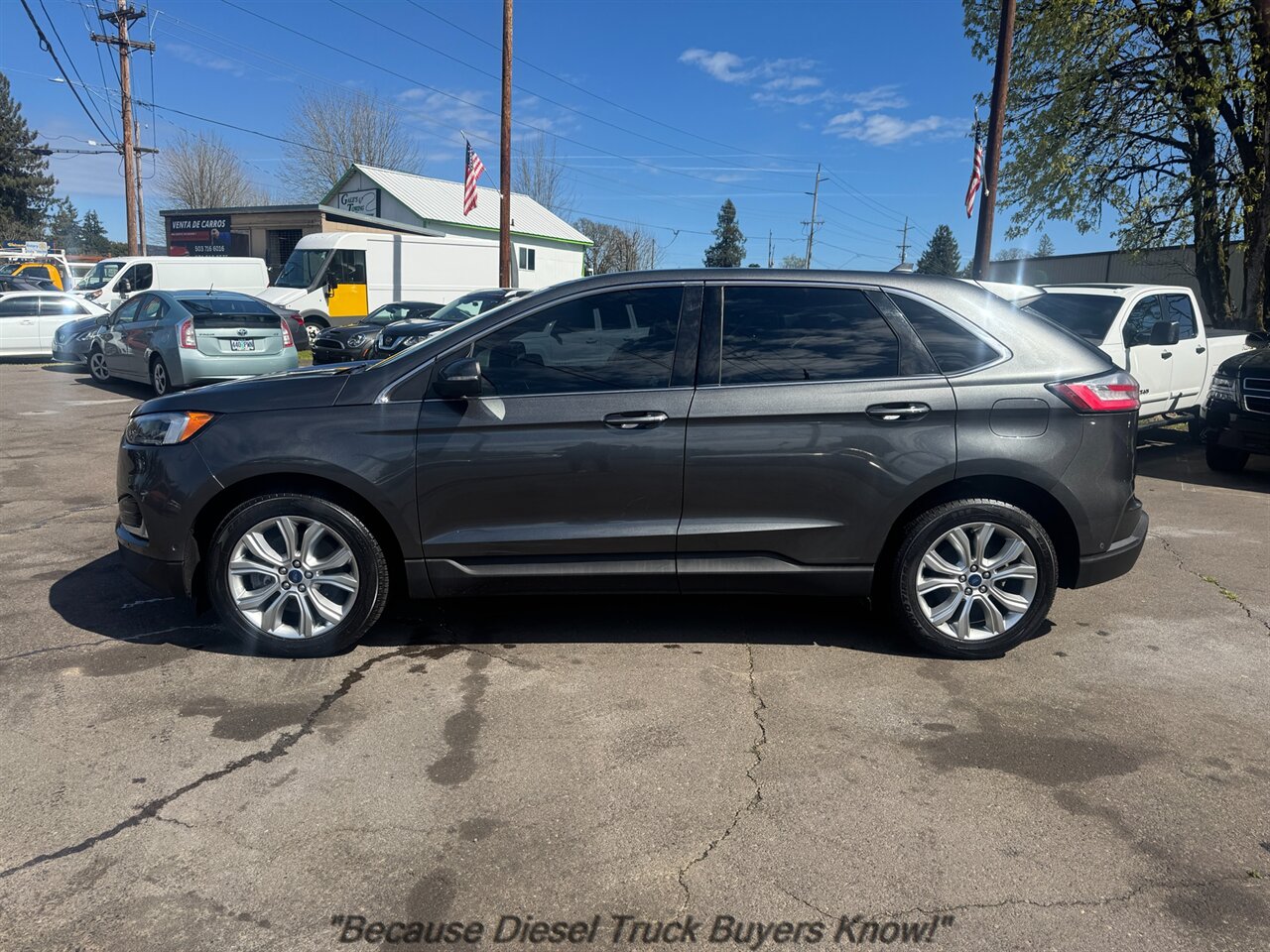 2020 Ford Edge Titanium   - Photo 3 - Portland, OR 97132