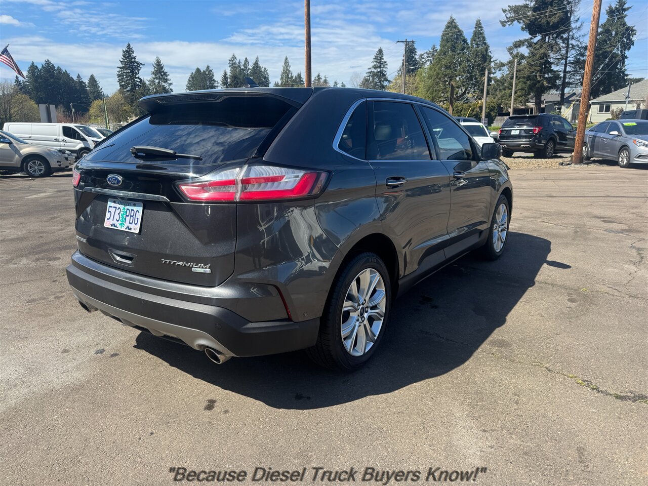 2020 Ford Edge Titanium   - Photo 5 - Portland, OR 97132