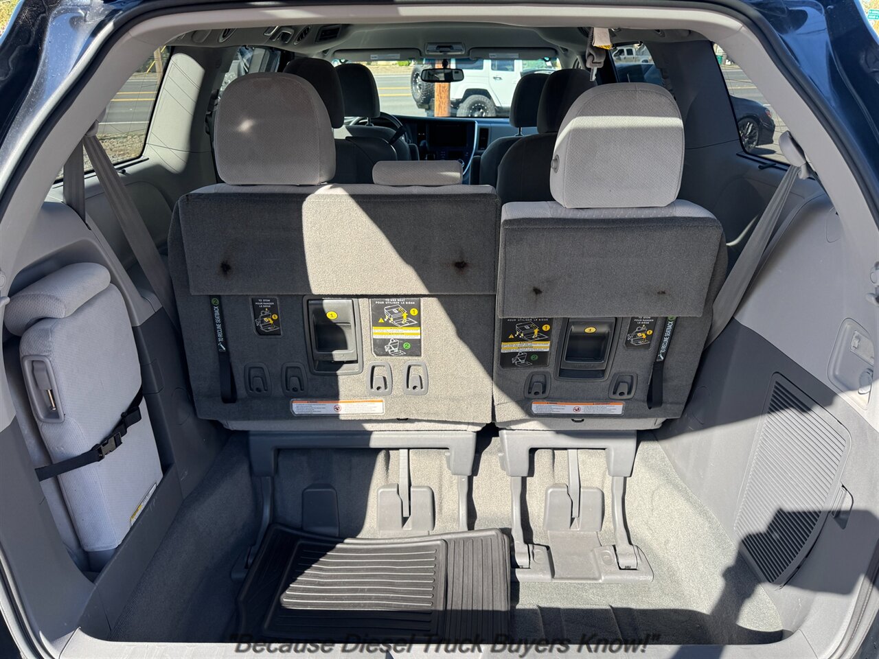 2015 Toyota Sienna LE 8-Passenger   - Photo 11 - Portland, OR 97132