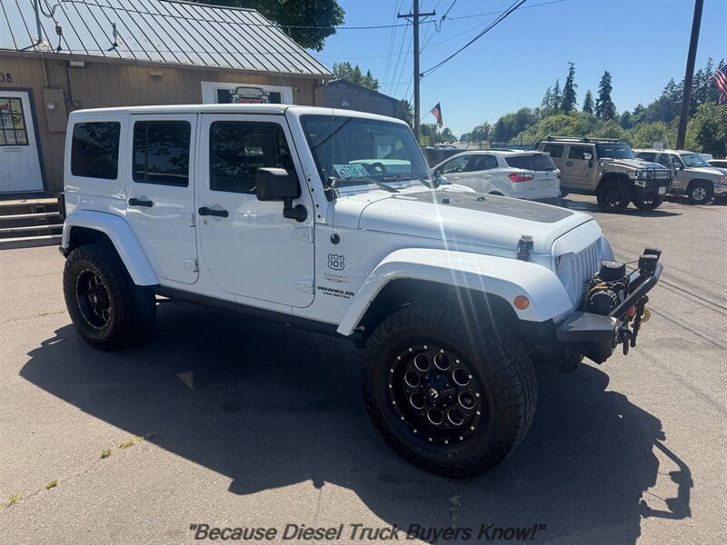 2013 Jeep Wrangler Unlimited Sahara  