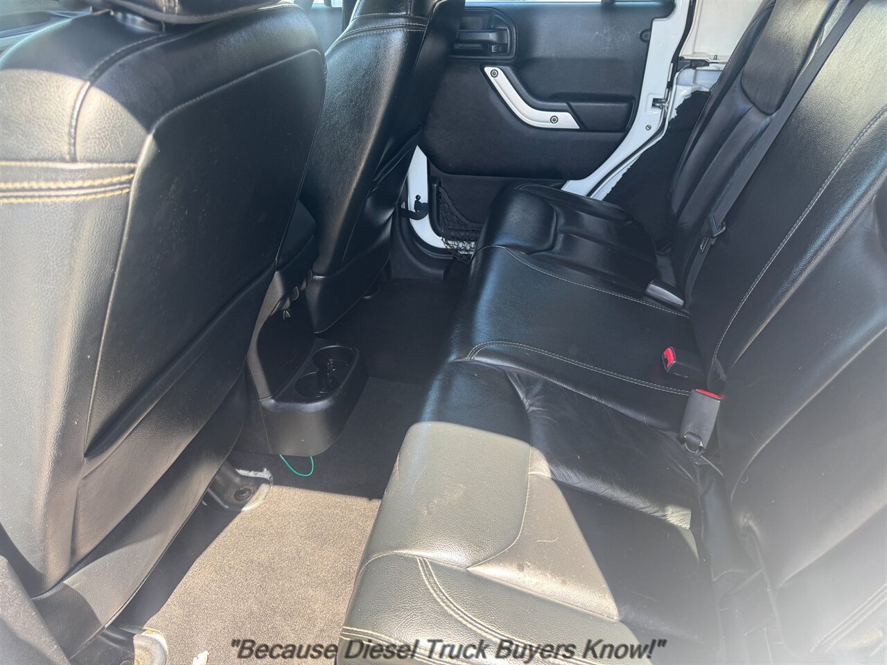 2013 Jeep Wrangler Unlimited Sahara   - Photo 11 - Portland, OR 97132