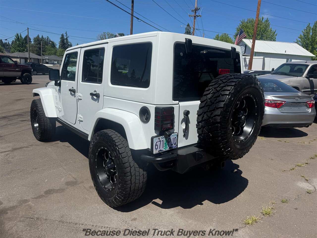 2013 Jeep Wrangler Unlimited Sahara   - Photo 5 - Portland, OR 97132
