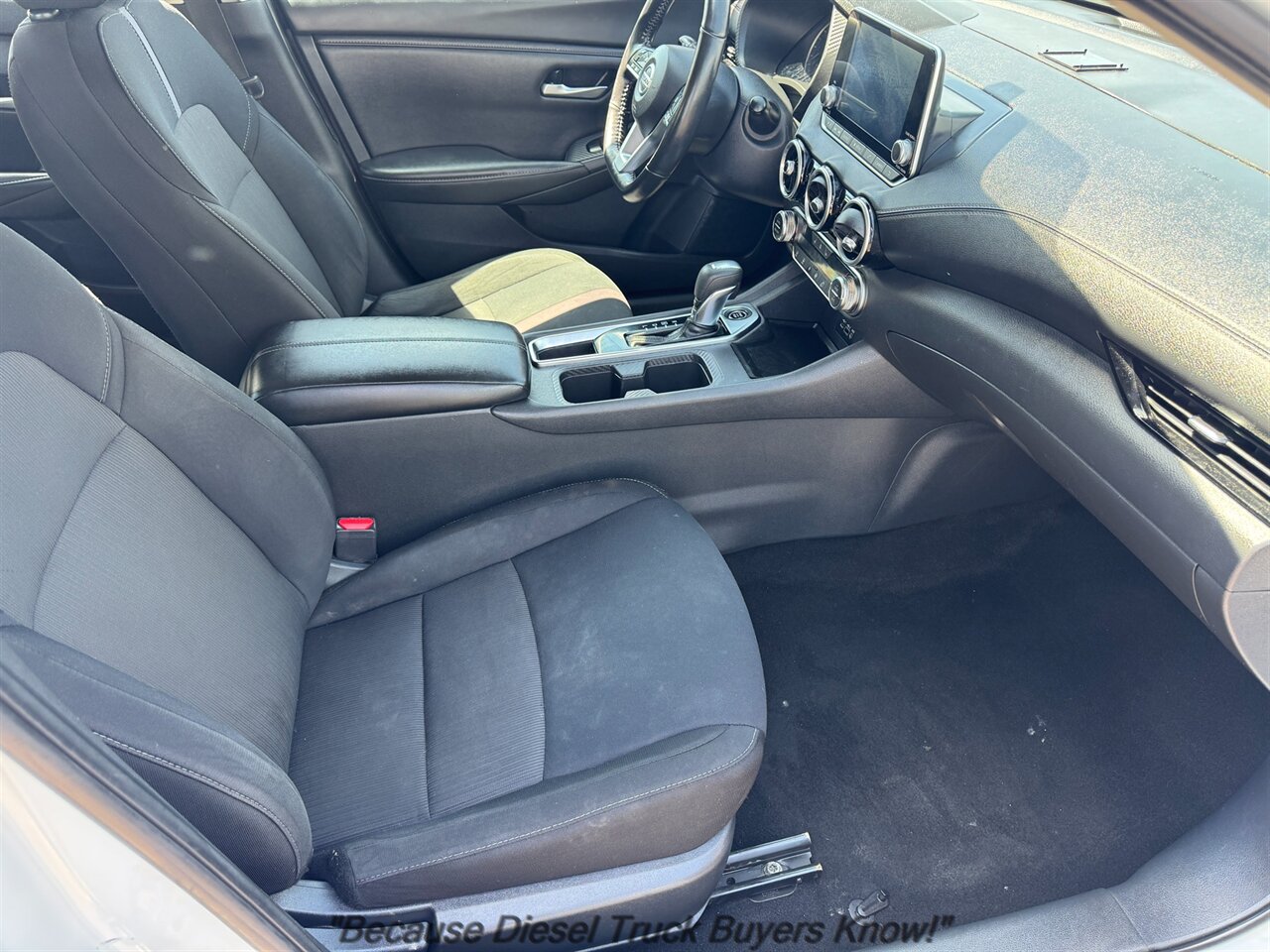 2022 Nissan Sentra SV   - Photo 12 - Portland, OR 97132